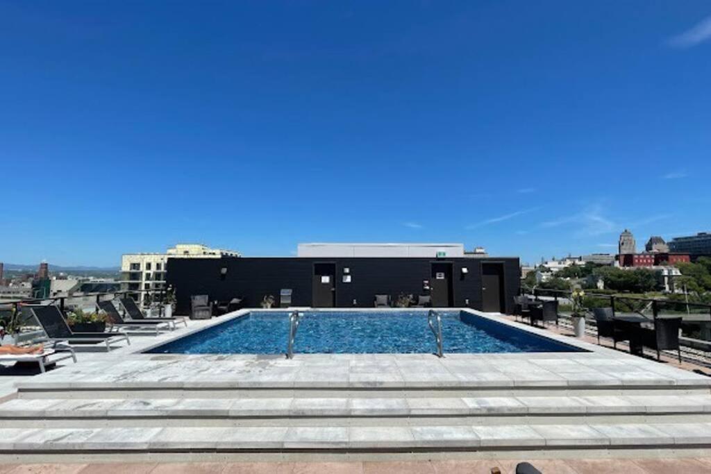 Condo Chic, Centre-Ville Piscine, Terrasse, Gym Квебек Экстерьер фото